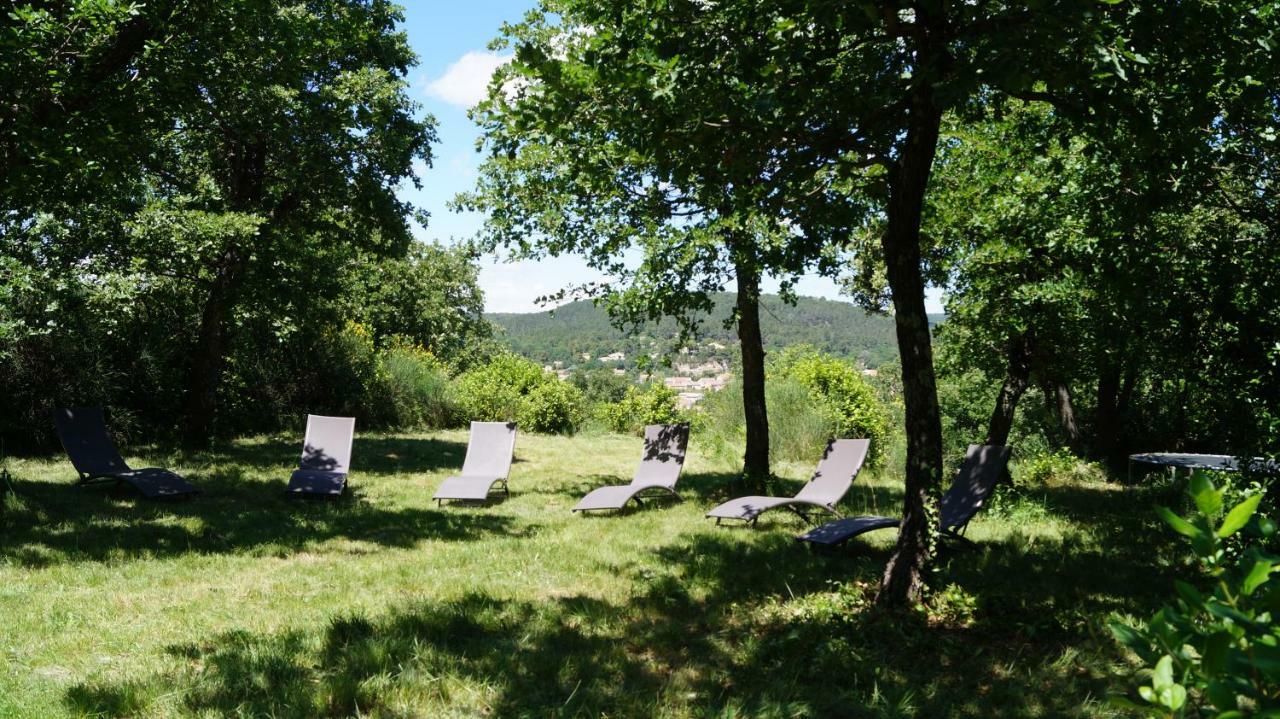 Les Lilas Des Chenes Piolenc Exterior photo